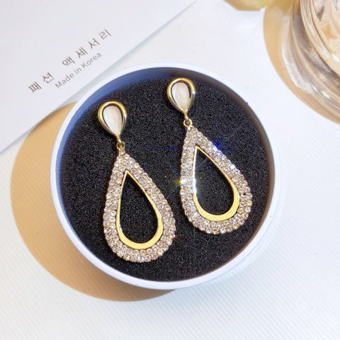 2021 New Fashion Korean Oversized White Pearl Drop Earrings for Women